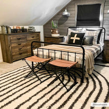 Carregar imagem no visualizador da galeria, Bauer Plush Black Rainbow Rug - Clearance
