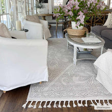 Cargar imagen en el visor de la galería, Birdwood Cream &amp; Brown Area Rug

