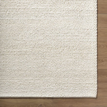 Cargar imagen en el visor de la galería, Clayne Beige Premium Wool Area Rug
