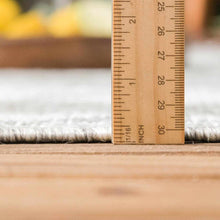 Cargar imagen en el visor de la galería, Beige Kilmacolm Outdoor Rug
