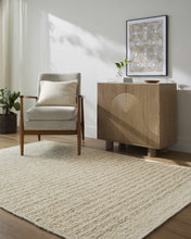 Carregar imagem no visualizador da galeria, Arlais Striped Area Rug
