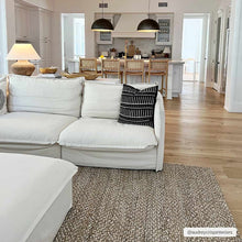 Cargar imagen en el visor de la galería, Caspar Hand Woven Natural Jute Rug
