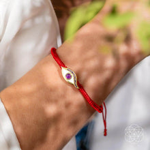 Carregar imagem no visualizador da galeria, Eye of Spiritual Protection - Four-Strand Red String Bracelet
