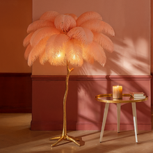Carregar imagem no visualizador da galeria, Crest Floor Lamp

