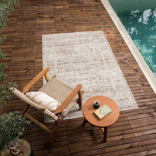 Carregar imagem no visualizador da galeria, Aistys Washable Area Rug
