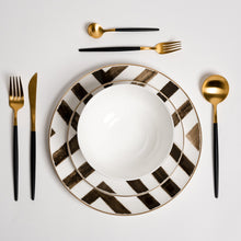 Load image into Gallery viewer, Davi Black Crossroad Plates
