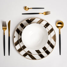 Load image into Gallery viewer, Davi Black Crossroad Plates
