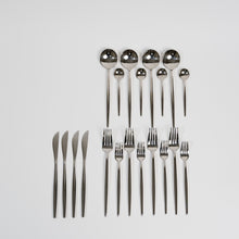 Cargar imagen en el visor de la galería, Royal Cutlery Set
