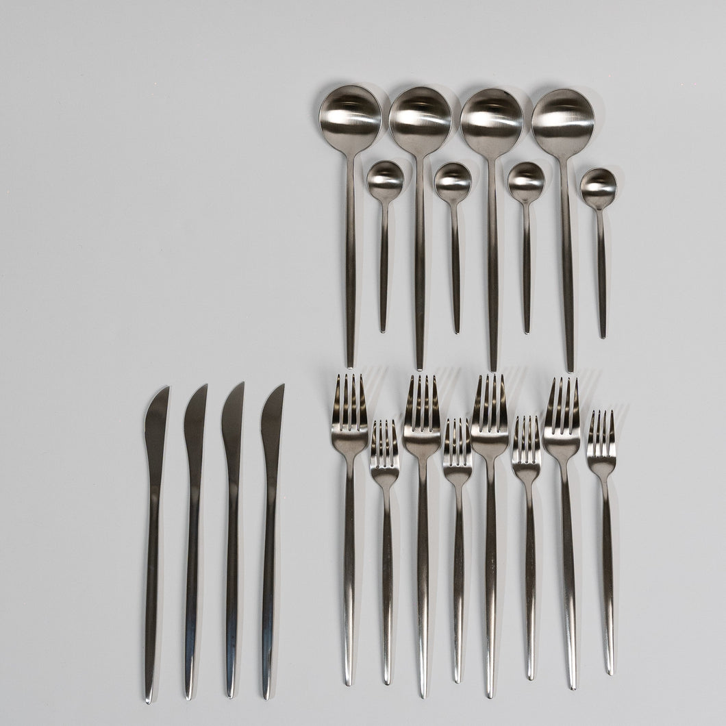 Royal Cutlery Set