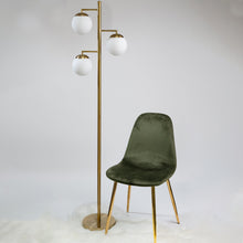 Carregar imagem no visualizador da galeria, Cosmic Glow Floor Lamp
