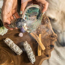 Load image into Gallery viewer, Master Cleanse - Deluxe Smudging Kit (10-Pieces)
