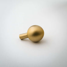 Load image into Gallery viewer, Dumas, Solid Brass Ball Knobs
