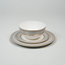 Carregar imagem no visualizador da galeria, Ozarke&#39;s Urban Retreat Plate Set
