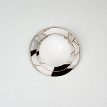 Carregar imagem no visualizador da galeria, Ozarke&#39;s Transform Gold Marble Plate Set
