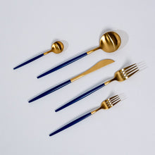 Cargar imagen en el visor de la galería, Royal Cutlery Set
