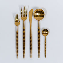 Cargar imagen en el visor de la galería, Kiribati Cutlery Set
