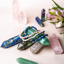 Carregar imagem no visualizador da galeria, Aphrodite’s Admiration: Eternal Love Bracelet Pack of 4
