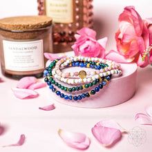 Carregar imagem no visualizador da galeria, Aphrodite’s Admiration: Eternal Love Bracelet Pack of 4

