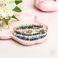 Carregar imagem no visualizador da galeria, Aphrodite’s Admiration: Eternal Love Bracelet Pack of 4
