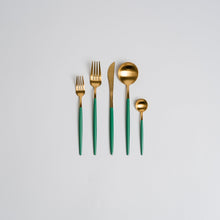 Carregar imagem no visualizador da galeria, Royal Cutlery Set
