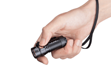 Carregar imagem no visualizador da galeria, Fenix E18R V2 Rechargeable LED Flashlight
