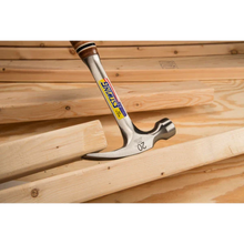 Carregar imagem no visualizador da galeria, Estwing E20S 20oz Rip Hammer w/ Leather Grip
