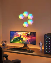 Carregar imagem no visualizador da galeria, Govee Glide Hexagon Smart Color Changing Plug-In Wi-Fi Enabled Integrated LED Light Panels (5-Piece)
