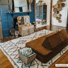 Load image into Gallery viewer, Emlenton Berber Shag with Tassels - Clearance

