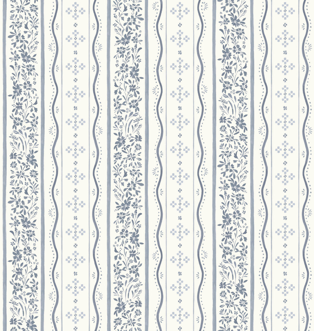 Este Wallpaper by Hufton Studio