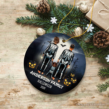 Carregar imagem no visualizador da galeria, Spooky Family Customized Horror Theme Ornament, Halloween Tree Decoration, Skeleton Pajamas
