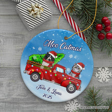 Carregar imagem no visualizador da galeria, Personalized Christmas Cat Family  Ornament, Up to Three Kittens with Names
