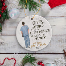 Carregar imagem no visualizador da galeria, Nurse Appreciation Personalized Gift Inspirational Quote Ornament, Custom Healthcare Worker
