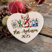 Carregar imagem no visualizador da galeria, Personalized Science Plaid Christmas Ornament, Gift for Scientist or Researcher, Lab Tools like Flasks and Microscope
