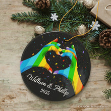 Carregar imagem no visualizador da galeria, LGBT Personalized Lover’s Heart Hands Ornament, Custom Gay Couples Gift
