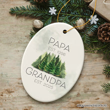 Carregar imagem no visualizador da galeria, Personalized Ornament For New Grandpa, Promoted Dad to Grandfather Gift With Custom Date
