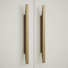 Carregar imagem no visualizador da galeria, Brushed Bronze &quot;Facet&quot; Drawer Pulls
