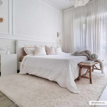 Cargar imagen en el visor de la galería, Faina Solid Cream Shag Rug Washable
