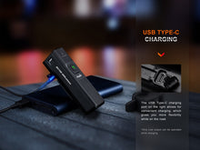 Carregar imagem no visualizador da galeria, Fenix BC15R Lightweight Rechargeable Bicycle Light
