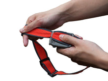 Carregar imagem no visualizador da galeria, Fenix HL16 Lightweight Outdoor Hiking LED Headlamp
