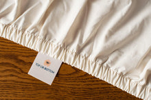 Load image into Gallery viewer, Cotton Single [Separate] Fitted Bed Sheet
