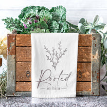 Carregar imagem no visualizador da galeria, Floral Faith - Mesh Stencil 12x18
