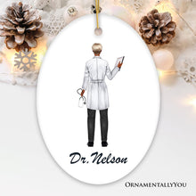 Carregar imagem no visualizador da galeria, Personalized Doctor Ornament
