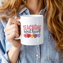 Carregar imagem no visualizador da galeria, Teacher Personalized Mug, Appreciation Custom Gift with Name
