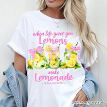 Carregar imagem no visualizador da galeria, When Life Gives You Lemons Make Lemonade T-Shirt, Coquette White, Natural and Black Summer Girl Tee
