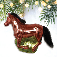 Carregar imagem no visualizador da galeria, American Quarter Horse Glass Christmas Ornament, Equestrian Gift
