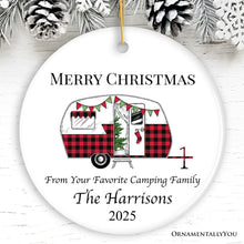 Carregar imagem no visualizador da galeria, Camping Family Personalized Christmas Ornament

