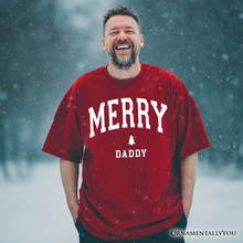 Carregar imagem no visualizador da galeria, Merry Daddy Retro Christmas T-Shirt, Matching Family Holiday Tee
