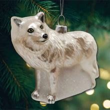 Carregar imagem no visualizador da galeria, Arctic Winter Wolf Christmas Ornament
