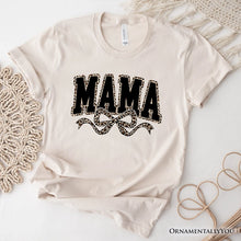 Carregar imagem no visualizador da galeria, Coquette Leopard Mama T-Shirt, Retro Bow Varsity Tee for Trendy Moms
