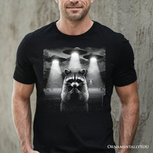Carregar imagem no visualizador da galeria, Funny Raccoon UFO T-Shirt, Unisex Black Tee for Space Lover

